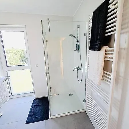 Spacious 3 Bedrooms With Garden View-cap1 Apartment